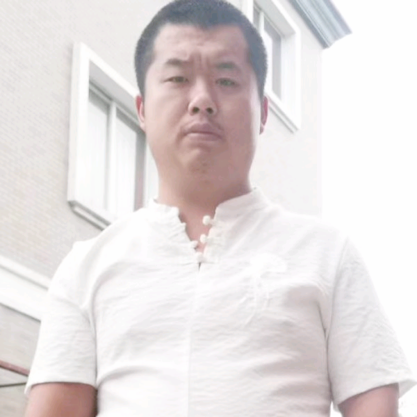 凶狠小蜜蜂的照片