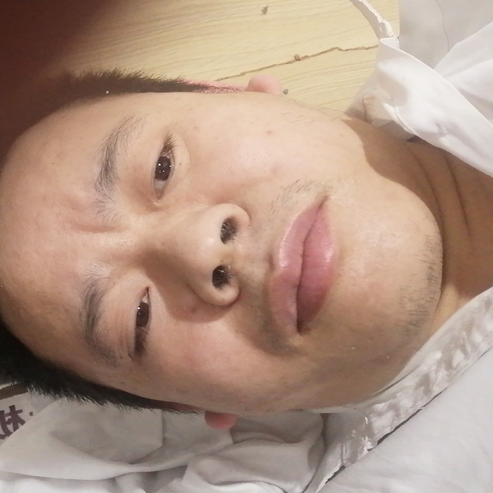 秋天一片落片的照片