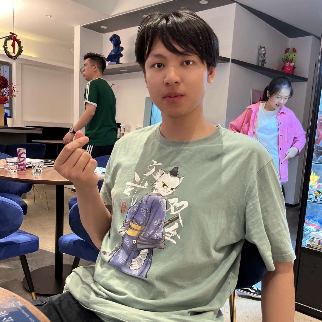 李彪的照片