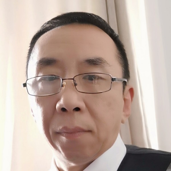 温婉与云朵的照片