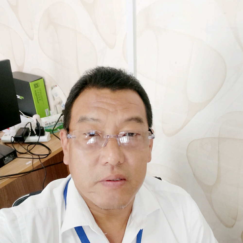 温柔老宅男的照片