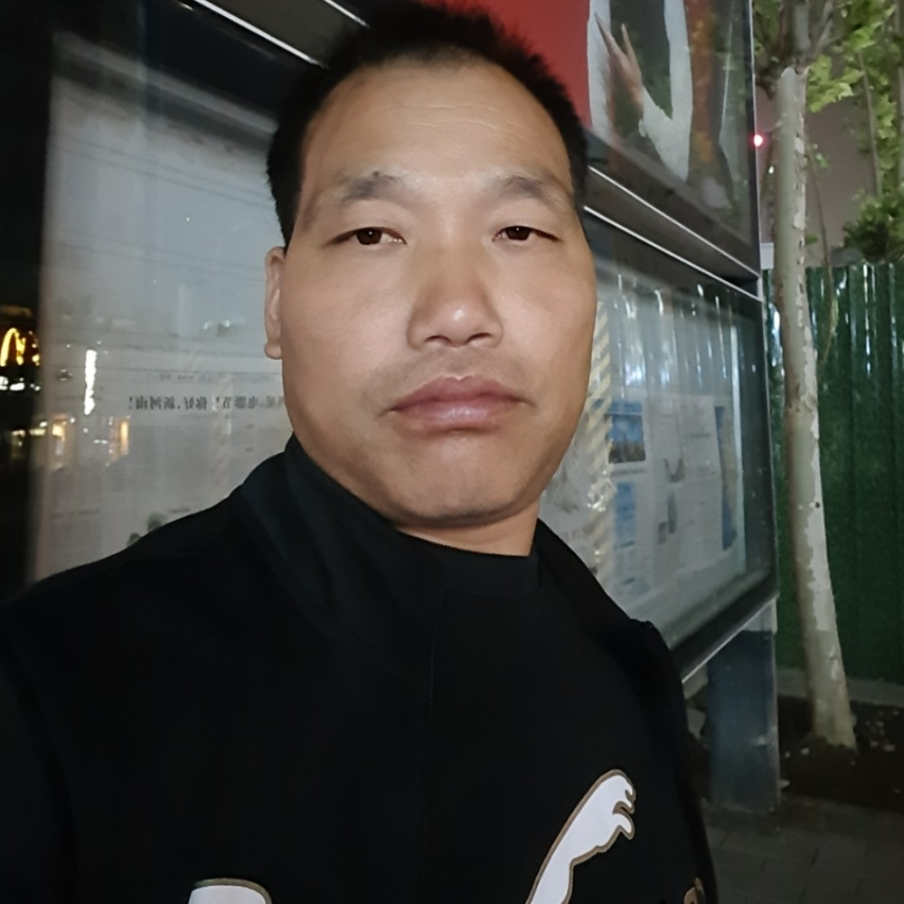睫毛笑机灵的照片