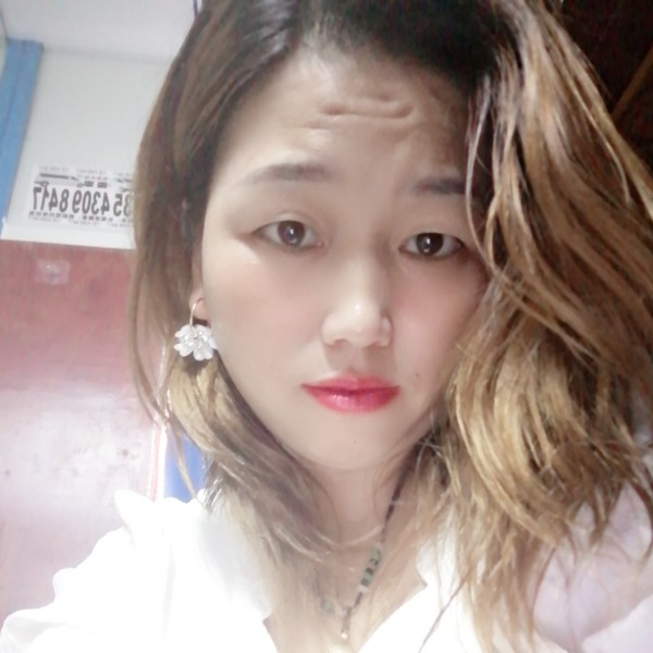工地小姐姐的照片