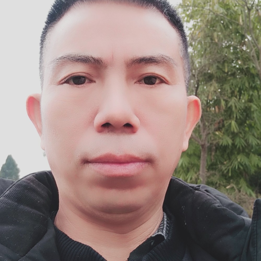 忐忑就大叔的照片