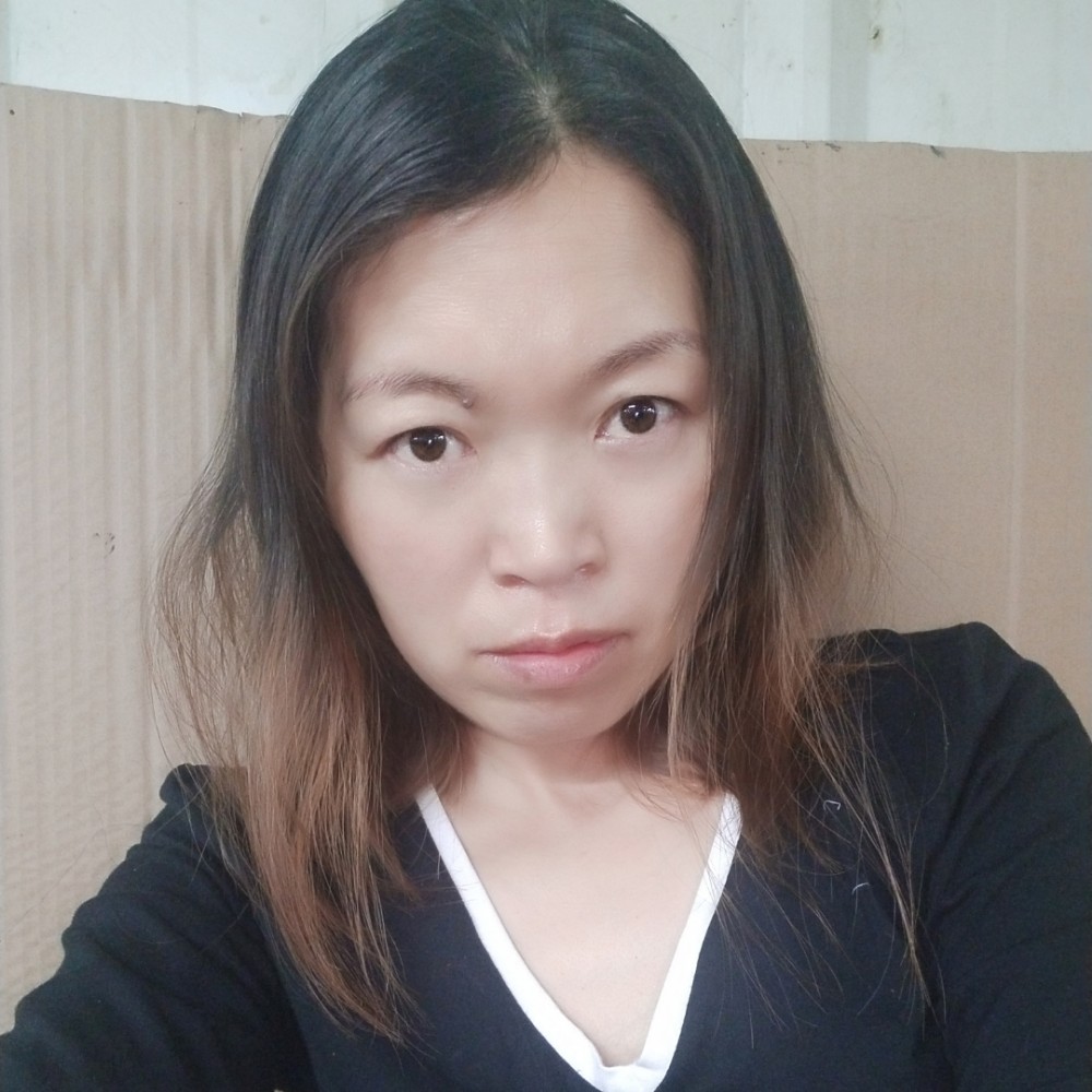 身影体贴的照片