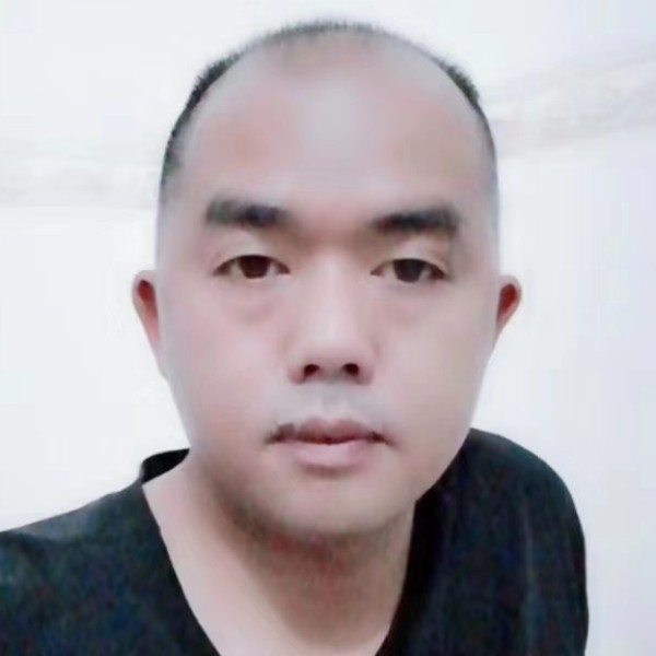 等待的滑板的照片
