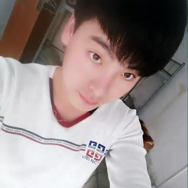 画笔闻迷茫的照片