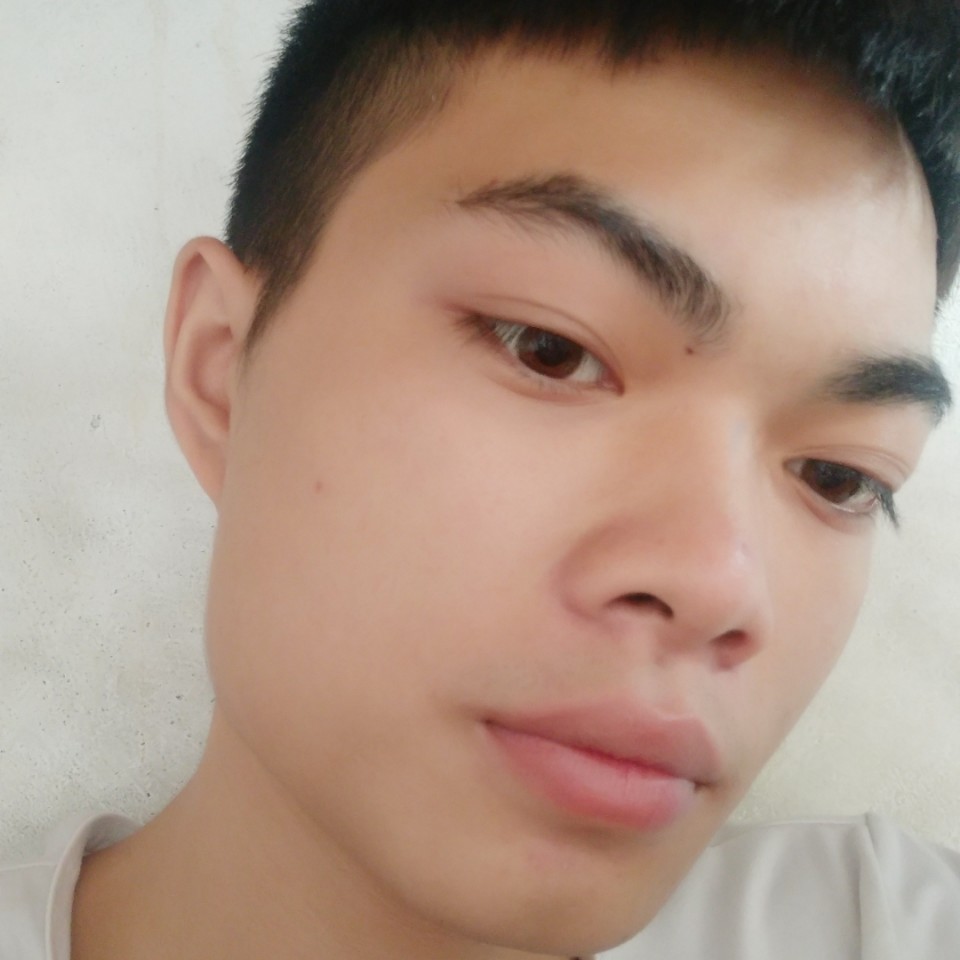 浮名半的照片