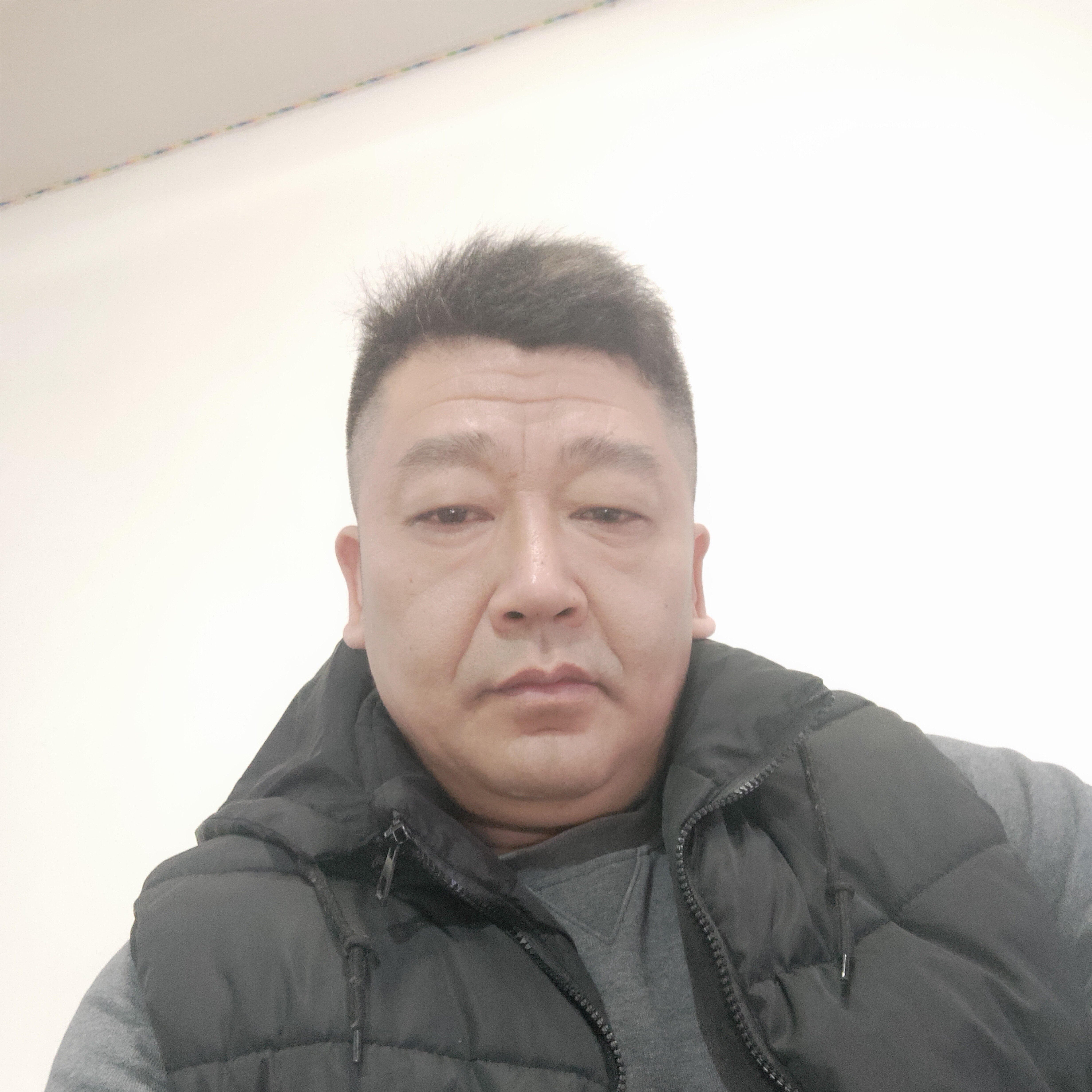 自由蹙眉紫萱的照片