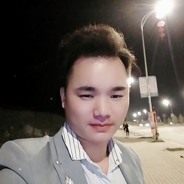 金属门板的照片