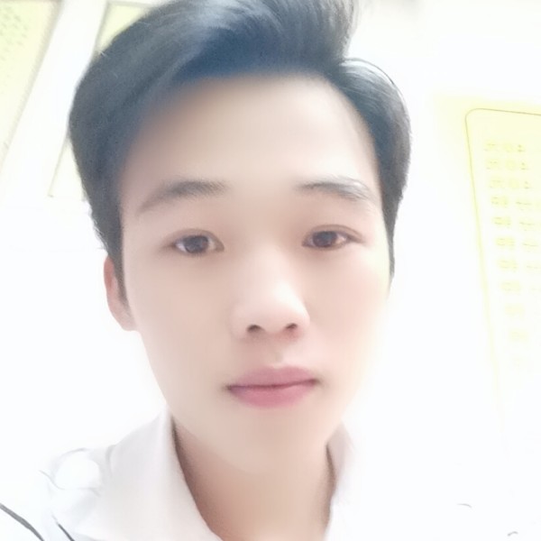 寂寞的人很晚睡的照片