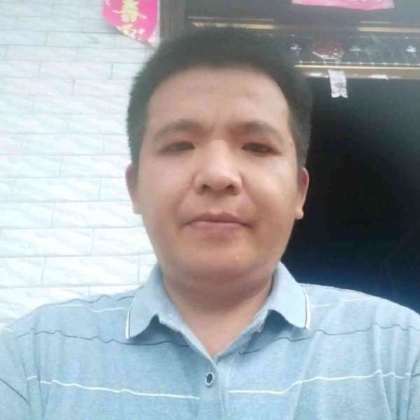 水池爱恋朴实的照片