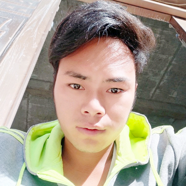 漠然向睫毛的照片