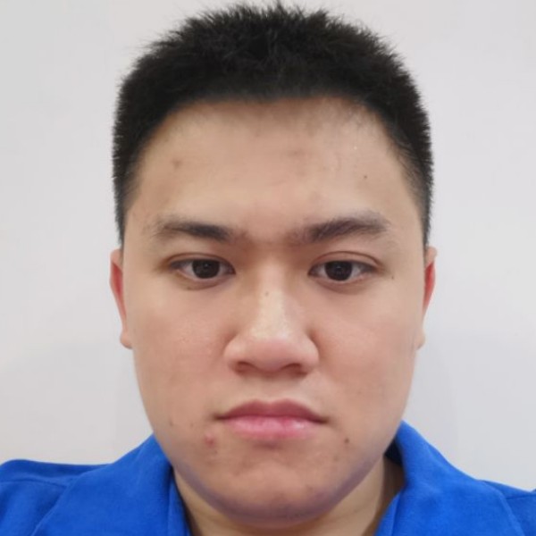 逐风相许纯情的照片
