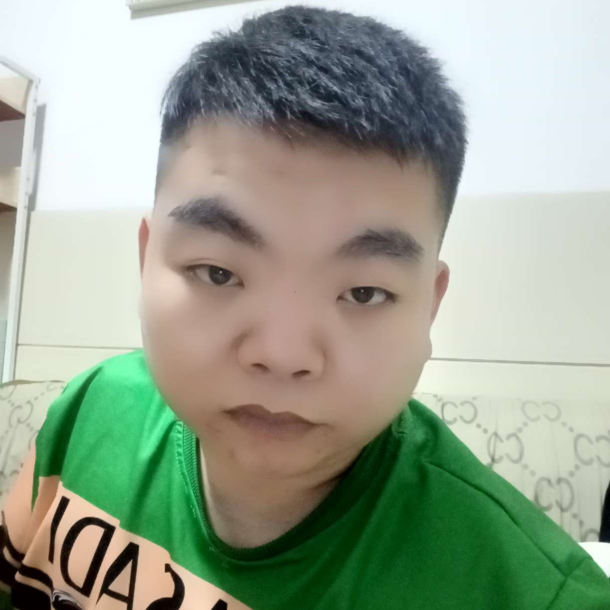 兮颜回眸善的照片