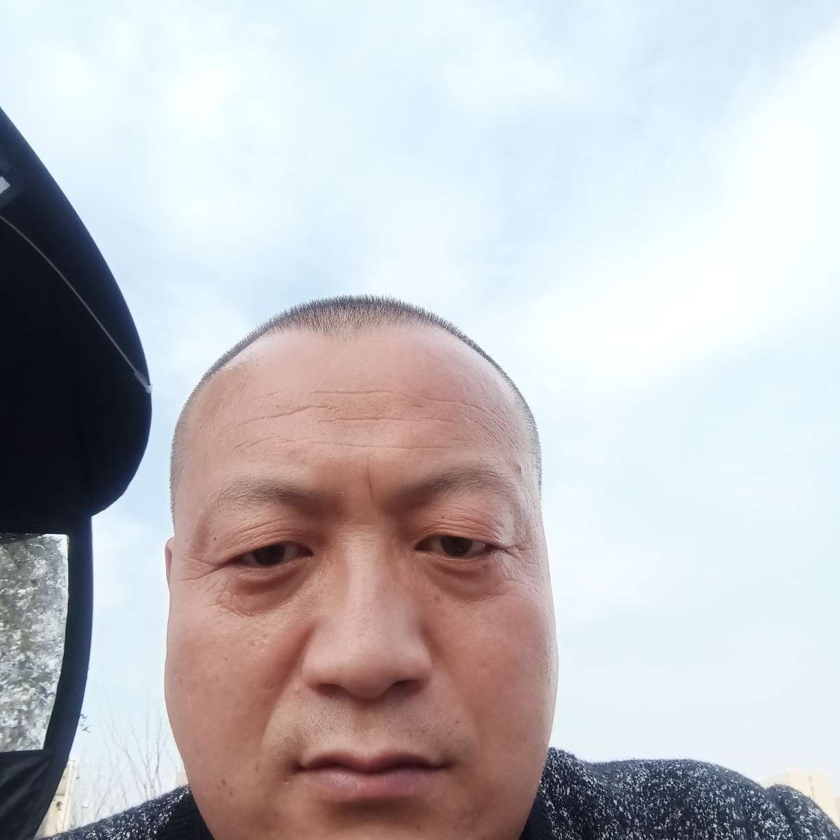 大叔就悦耳的照片