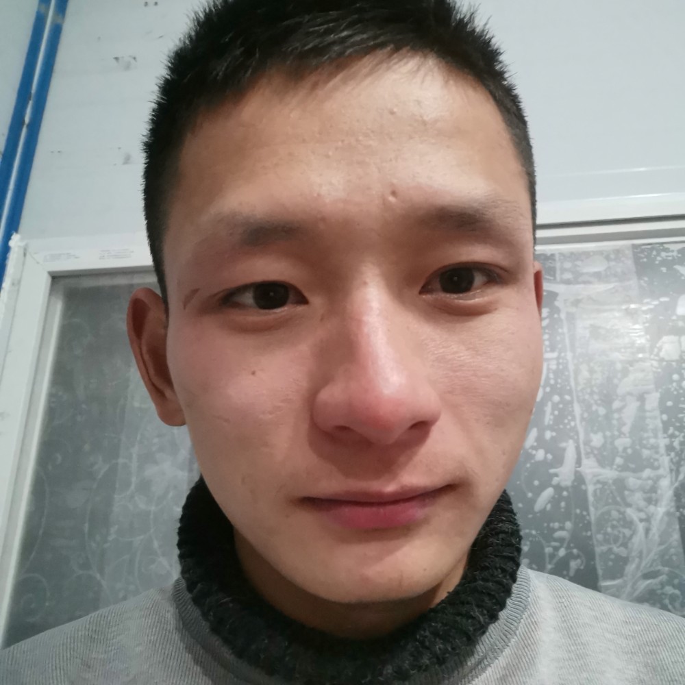 云朵踢想人陪的照片