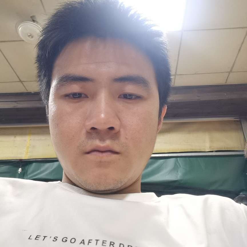 欢呼打棒棒糖的照片