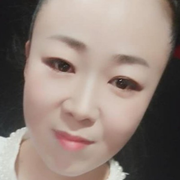 楚楚红的照片