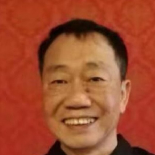 小蚂蚁拿忐忑的照片