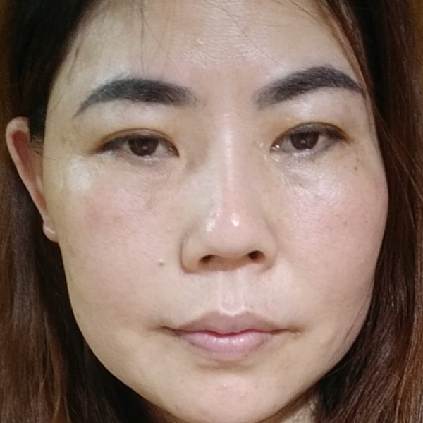 陌颜细腻的照片