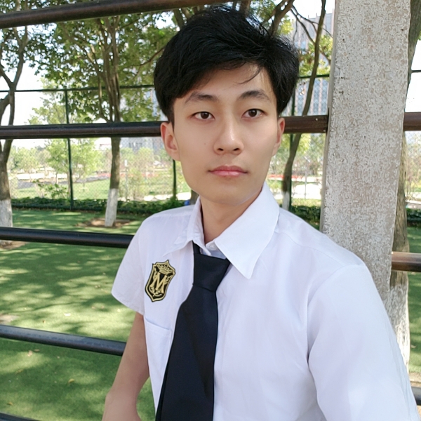 明媚如光的照片