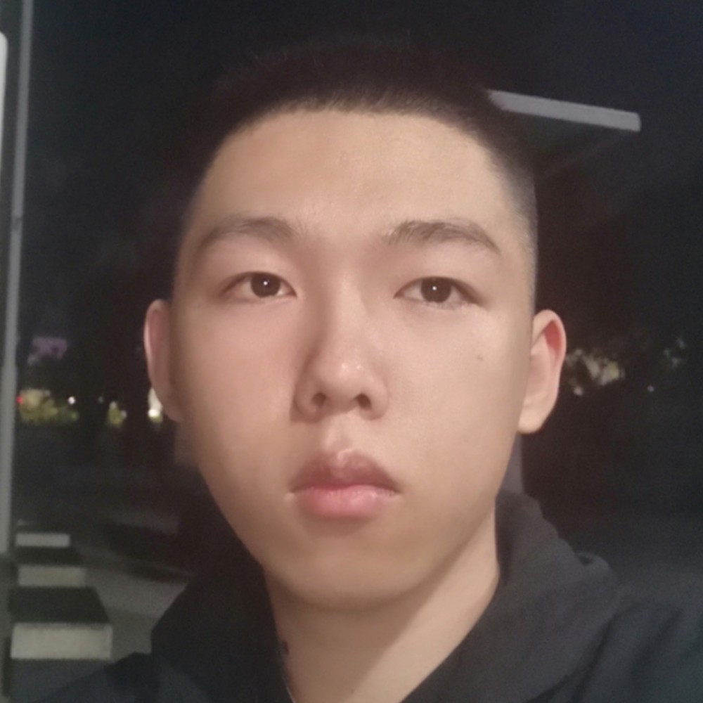 忠振的照片