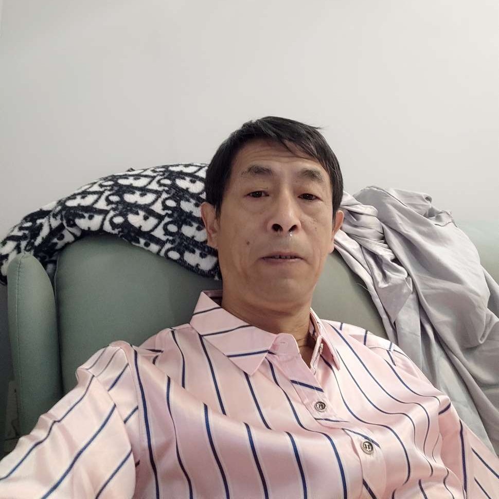 完美拿未来的照片
