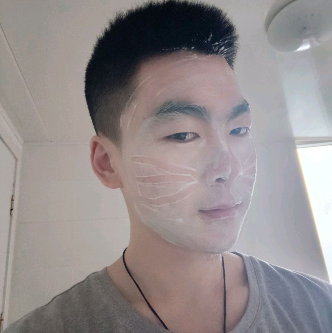 犹豫邂逅女王的照片