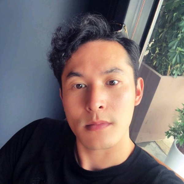 来日可期h的照片