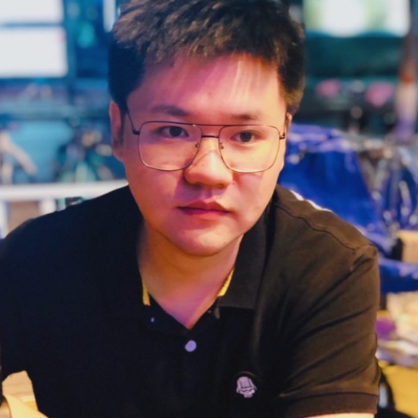 野狼迎隐忍的照片