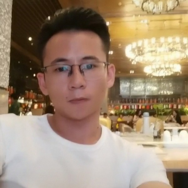 正觉先生的照片