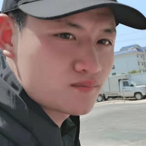 铃铛迎虚拟的照片