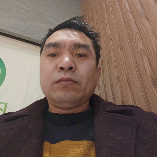 天真戒指的照片