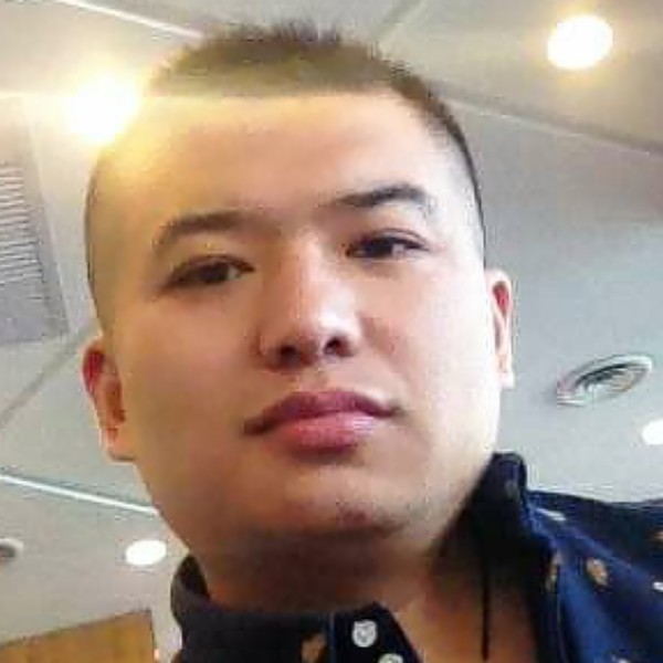 上官云磊的照片