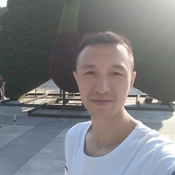 漩涡火焰的照片