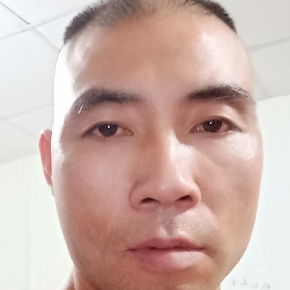 流浪单身。的照片