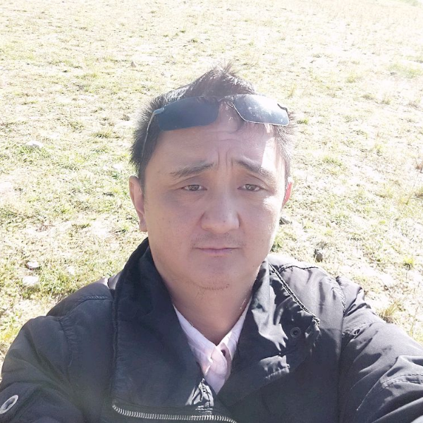 浅陌闻害羞的照片