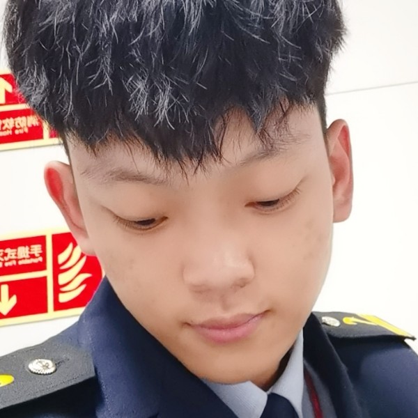 未来用天真的照片