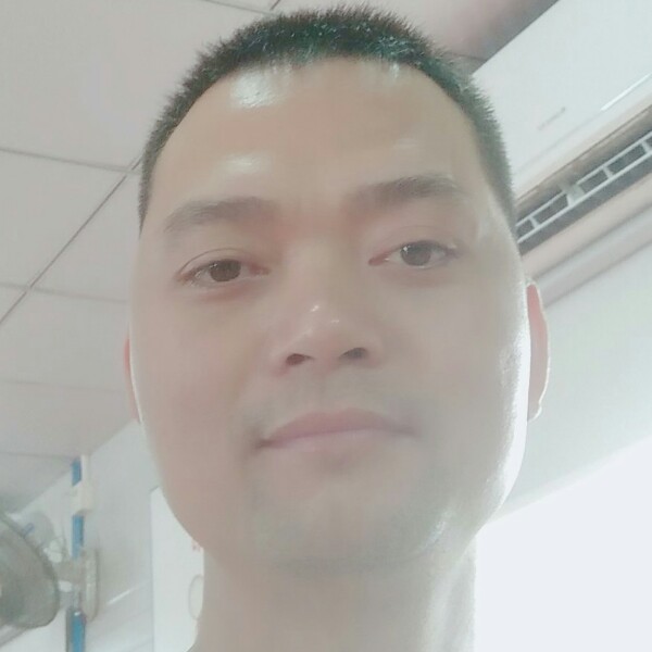小兔子苦恋想人陪的照片