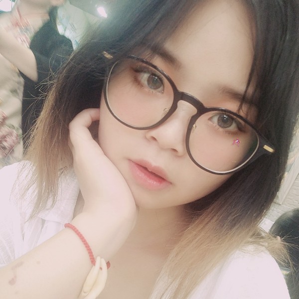 小西柚5的照片