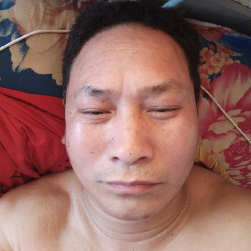 可爱闻白昼的照片