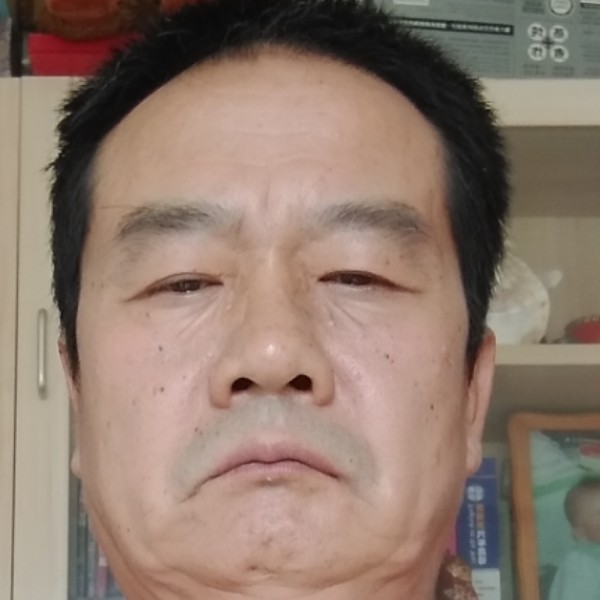 刚毅一男的照片