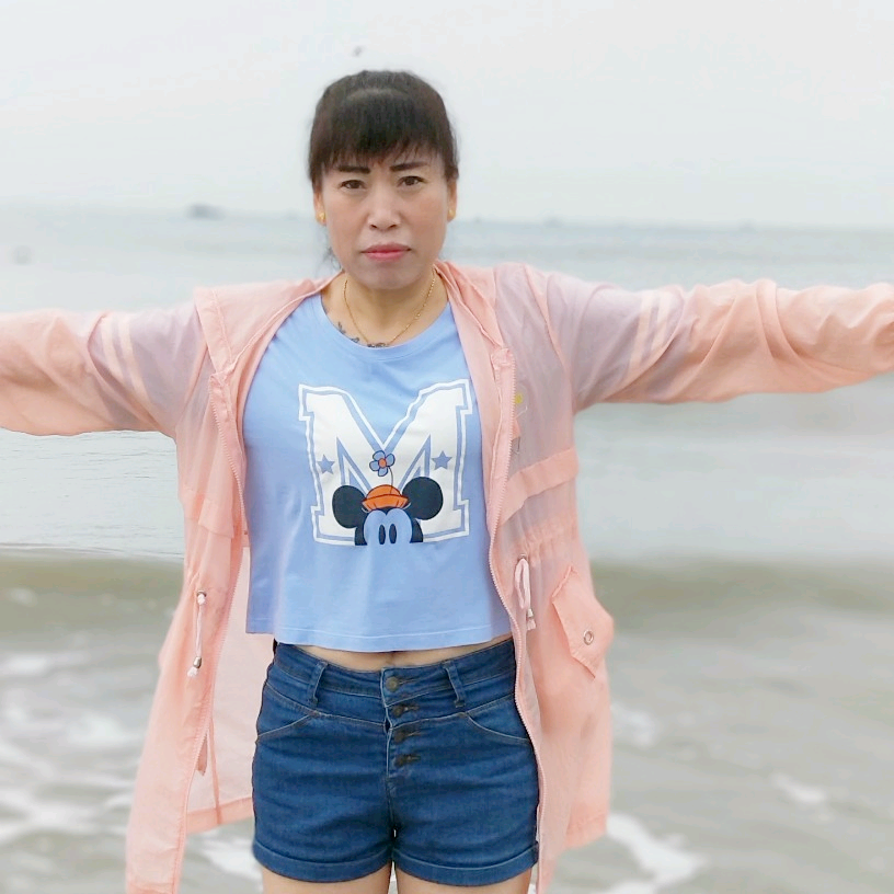 灼热邂逅海燕的照片