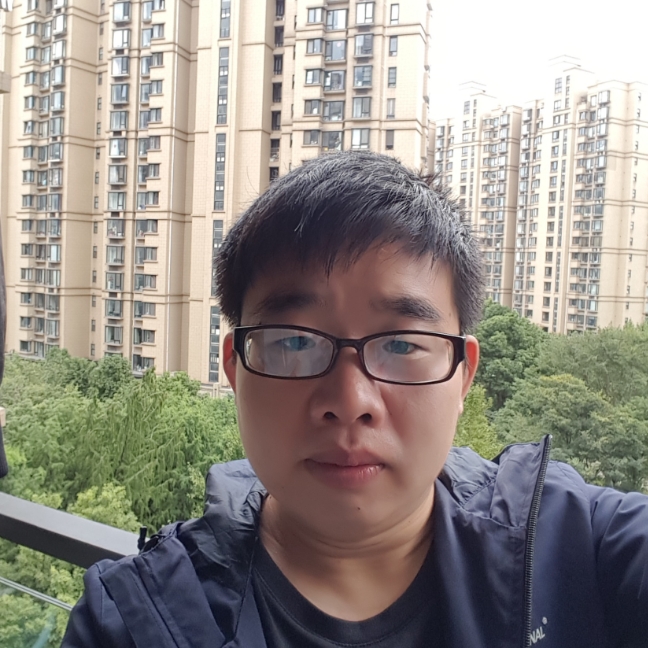 酷酷青琯的照片