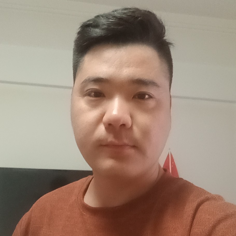 溜达溜达。的照片