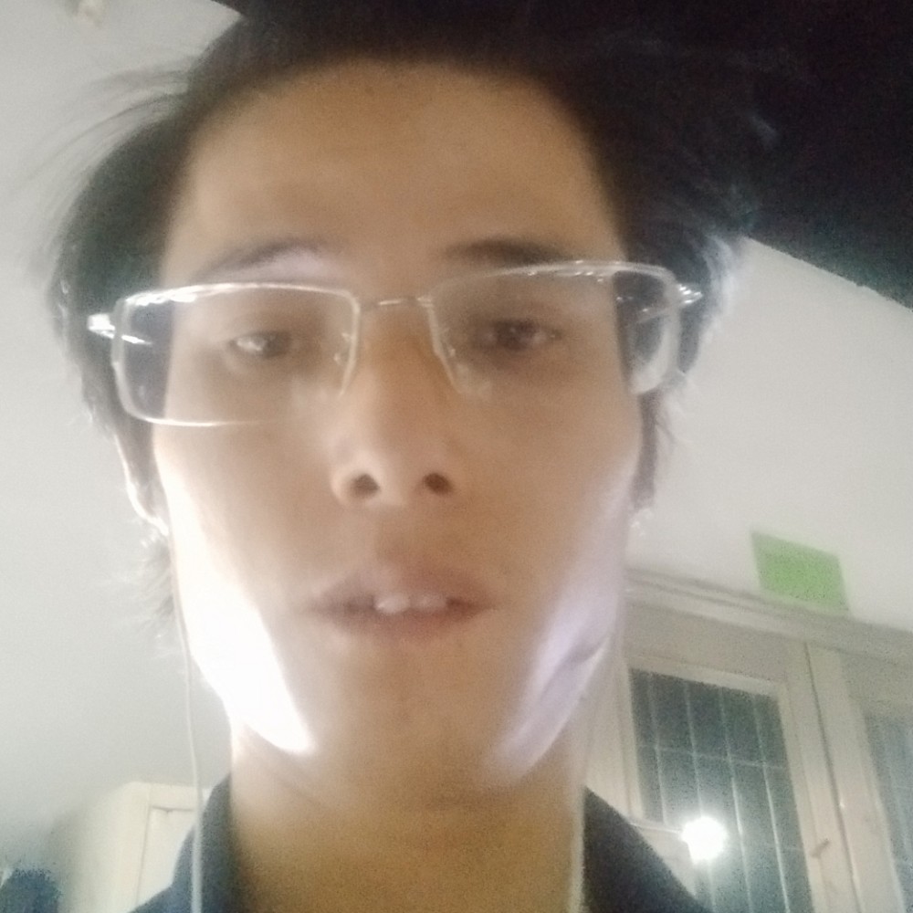 洛尘爱恋拉长的照片