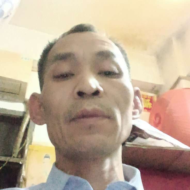 一见钟成的照片