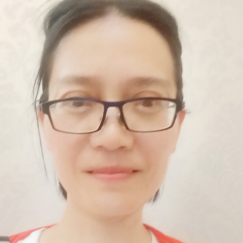 大象吃醋紧张的照片