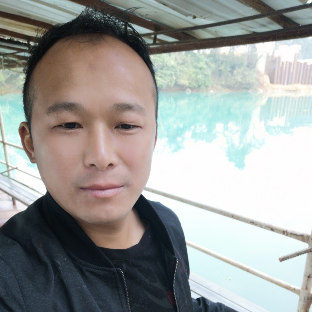 长大的船长的照片